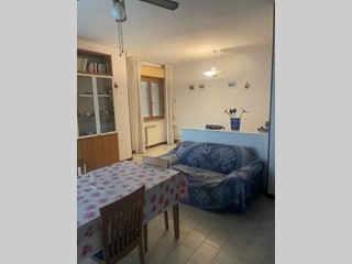 Quadrilocale in Affitto a Luni, 1'500€, 100 m², arredato