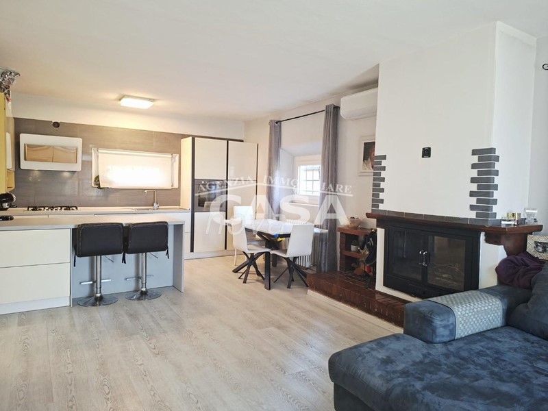 Quadrilocale in Vendita a Buti, zona Cascine, 209'000€, 106 m²