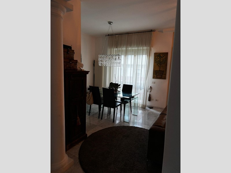 Appartamento in Vendita a Carrara, 195'000€, 110 m², arredato