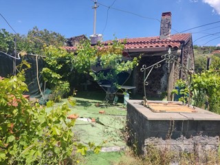 Casa Indipendente in Vendita a Belpasso, 55'000€, 70 m²