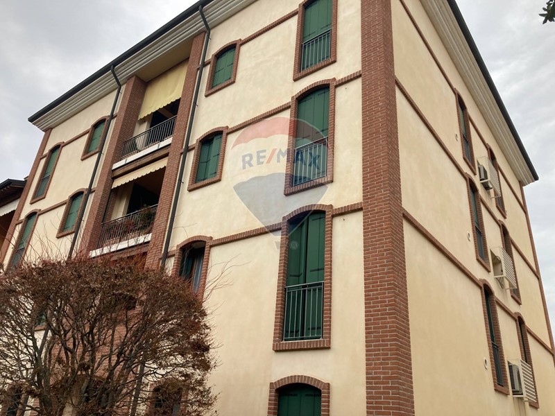 Attico in Vendita a Arzignano, 355'000€, 265 m²