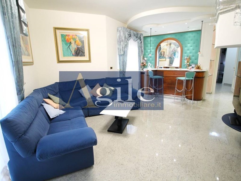 Appartamento in Vendita a Folignano, 250'000€, 160 m²