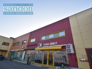 Ufficio in Vendita a Santhià, 29'000€, 60 m²