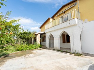 Appartamento in Affitto a Sorso, 600€, 185 m²