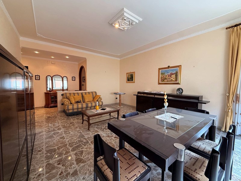 Quadrilocale in Vendita a Siracusa, 88'000€, 150 m²