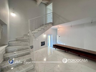 Casa Semi Indipendente in Vendita a Magliolo, 270'000€, 80 m²