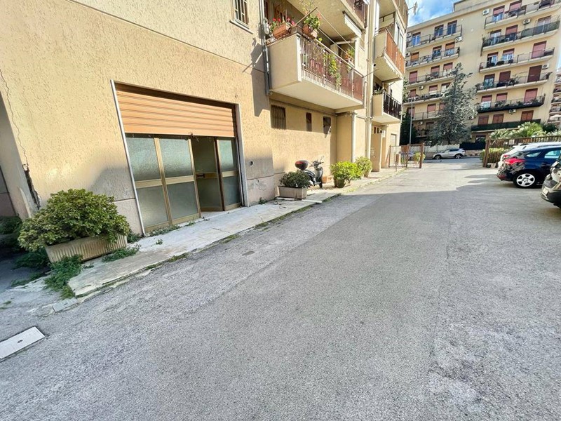 Magazzino in Vendita a Palermo, 22'000€, 20 m²
