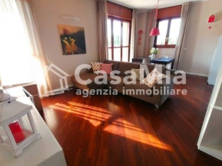 Trilocale in Vendita a Canegrate, 299'000€, 85 m²