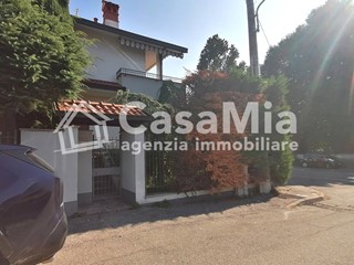 Trilocale in Vendita a Legnano, 235'000€, 90 m²