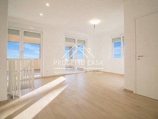 Trilocale in Vendita a Camaiore, 575'000&euro;, 86 m²