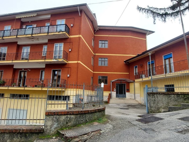 Appartamento in Affitto a Ariano Irpino, 450€, 135 m²