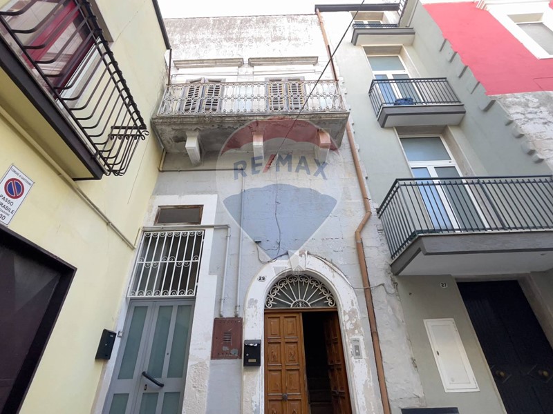 Casa Indipendente in Vendita a Santeramo in Colle, 59'000€, 75 m²