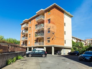Quadrilocale in Vendita a Acireale, 88'000&euro;, 124 m²