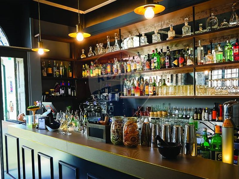 Attività commerciale in Vendita a Jesi, 59'000€, 90 m²