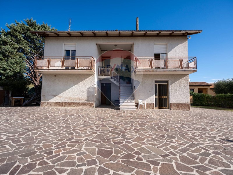 Casa Indipendente in Vendita a Recanati, 235'000&euro;, 110 m²