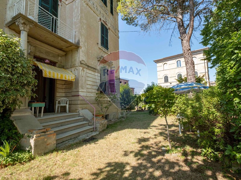 Appartamento in Vendita a Cupramontana, 119'000€, 125 m²