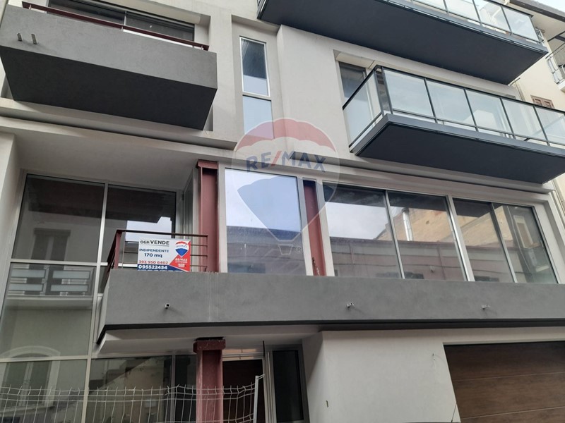 Casa Indipendente in Vendita a Ramacca, 160'000€, 174 m²