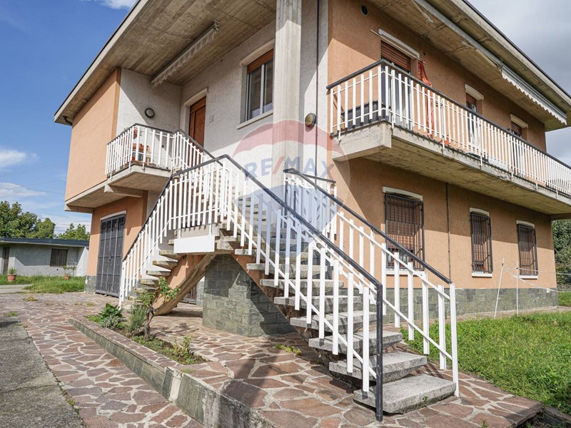 Casa Semi Indipendente in Vendita a Treviolo, 299'000€, 183 m²