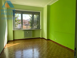 Trilocale in Affitto a Chivasso, 550€, 80 m²