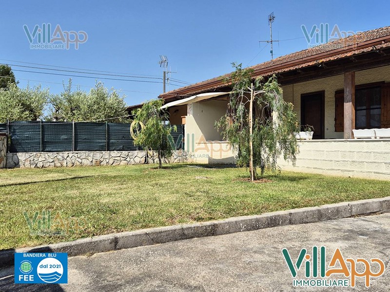 Villa in Affitto a Fondi, 500€, 80 m²
