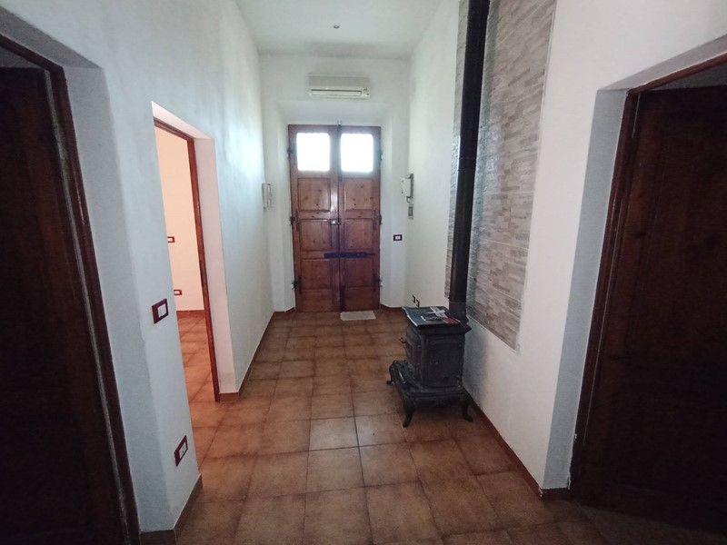 Quadrilocale in Vendita a Pontedera, 134'000€, 89 m²