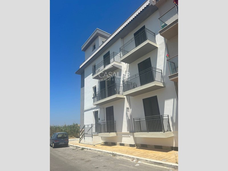 Trilocale in Vendita a Ficarazzi, 155'000€, 105 m²