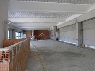 Immobile commerciale in Vendita a Grosseto, 500'000€, 450 m²