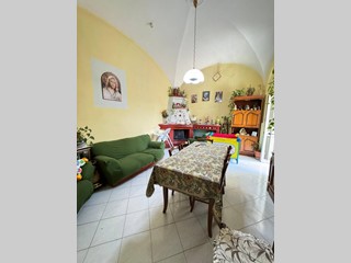 Casa Semi Indipendente in Vendita a Roccapiemonte, 85'000&euro;, 110 m²