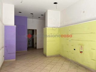 Negozio in Vendita a Catania, 54'000&euro;, 35 m²
