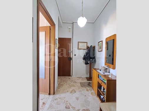 Quadrilocale in Vendita a Catania, 90 m²