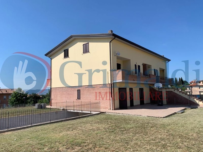 Trilocale in Vendita a Perugia, 155'000€, 90 m²