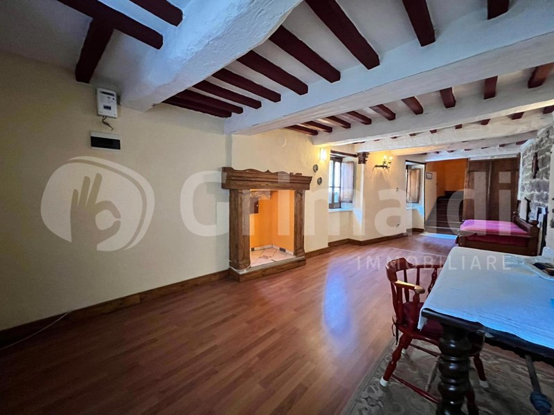 Casa Indipendente in Vendita a Marsciano, 55'000€, 89 m², arredato