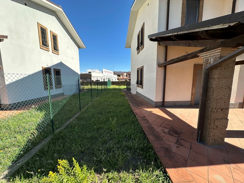 Villa bifamiliare in Vendita a Civita Castellana, 165'000€, 160 m²