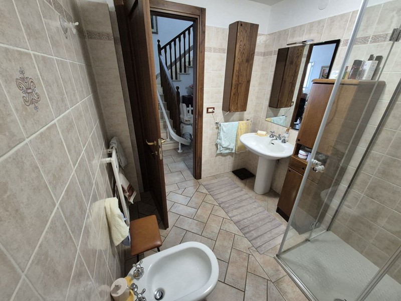 Villa in Vendita a Roccastrada, 385'000€, 218 m², arredato