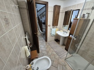 Villa in Vendita a Roccastrada, 385'000€, 218 m², arredato