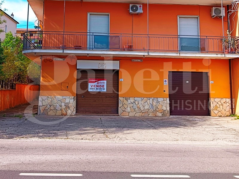 Negozio in Vendita a Rende, 45'000€, 90 m²