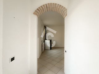 Trilocale in Vendita a Monsano, 75'000€, 85 m²