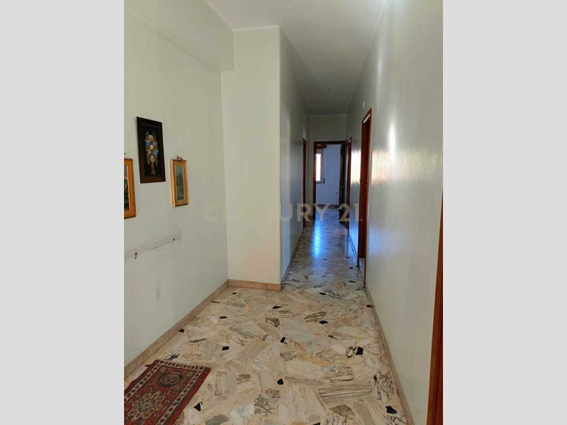 Quadrilocale in Vendita a Bronte, 125'000&euro;, 152 m²