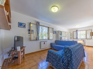 Casa Indipendente in Vendita a Latina, zona Latina Lido, 425'000€, 156 m², arredato, con Box