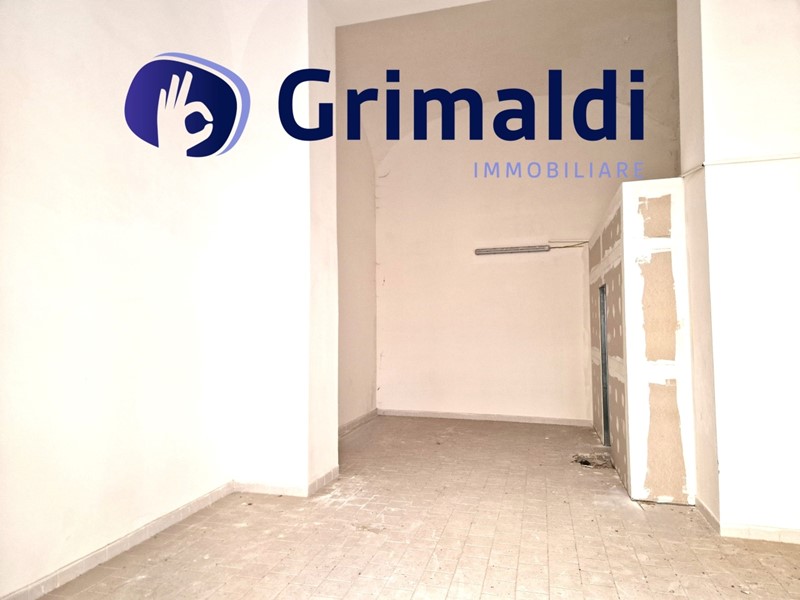 Immobile commerciale in Vendita a Napoli, 175'000€, 46 m²