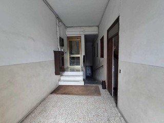 Bilocale in Vendita a Monza, 120'000€, 50 m²