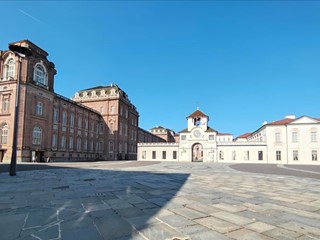 Bilocale in Vendita a Venaria Reale, 99'000€, 40 m², arredato