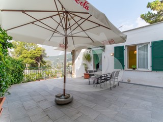 Bilocale in Vendita a Ospedaletti, 280'000€, 70 m², arredato