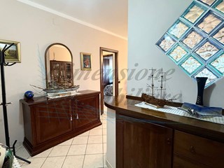 Quadrilocale in Vendita a Rosignano Marittimo, zona Rosignano Solvay, 159'000€, 98 m²