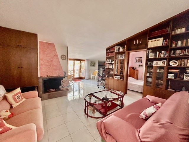 Bilocale in Vendita a Guidonia Montecelio, zona Guidonia, 115'000&euro;, 65 m²