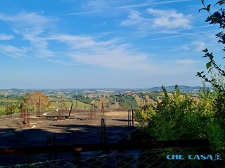 Villa in Vendita a Coriano, 150'000€, 180 m²