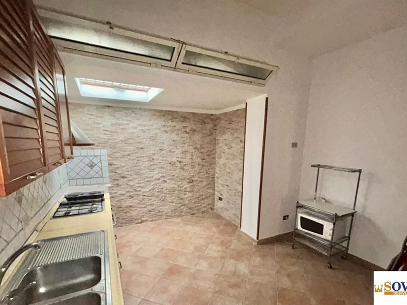 Trilocale in Vendita a Palermo, 129'000&euro;, 95 m²