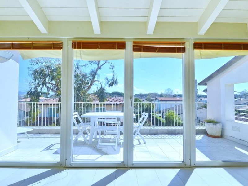 Quadrilocale in Vendita a Forte dei Marmi, 950'000&euro;, 100 m², arredato