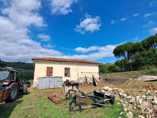 Casa Indipendente in Vendita a Rosignano Marittimo, 130'000€, 110 m², con Box