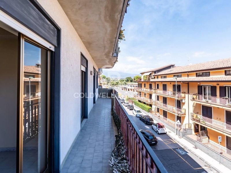Quadrilocale in Vendita a Acireale, 115'000&euro;, 118 m²